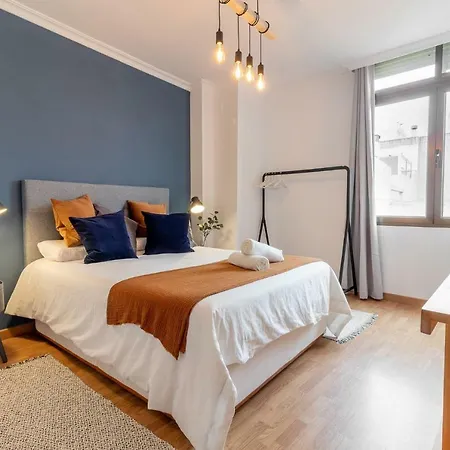Apartamento Flatguest Eusebio 28 + Urbano + 3hab + Wifi *